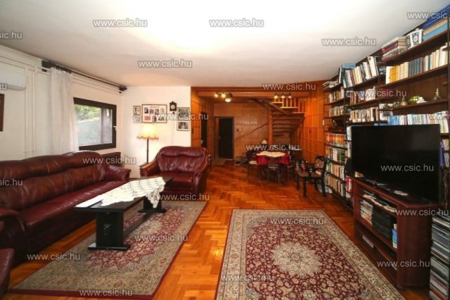 Eladó ikerház, Budapesten, III. kerületben 198 M Ft, 7 szobás