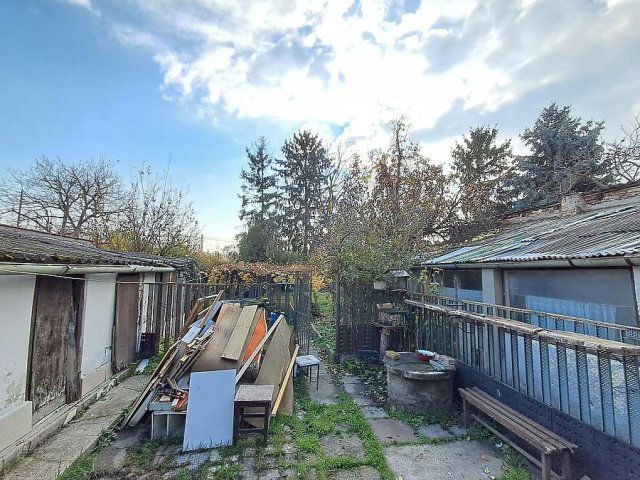 Eladó telek, Budapesten, XVI. kerületben 79.9 M Ft