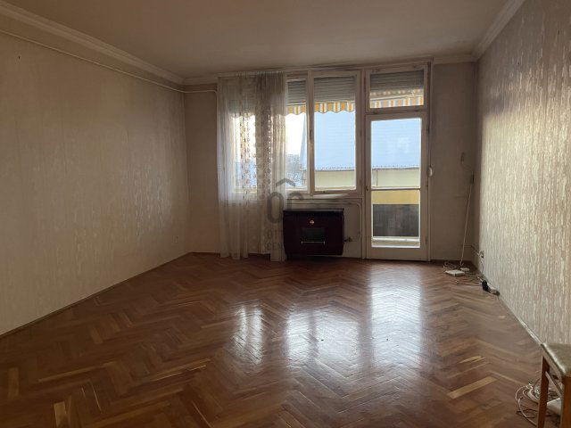 Eladó téglalakás, Szolnokon 29.9 M Ft, 2 szobás