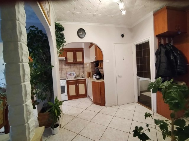 Eladó panellakás, Salgótarjánban 25 M Ft, 2 szobás