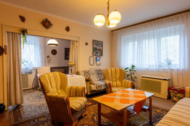 Eladó téglalakás, Székesfehérvárott 41.99 M Ft, 3 szobás