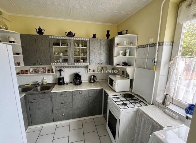 Eladó téglalakás, Szegeden 63.9 M Ft, 2 szobás