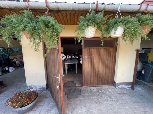 Eladó családi ház, Dabason 125 M Ft, 5 szobás