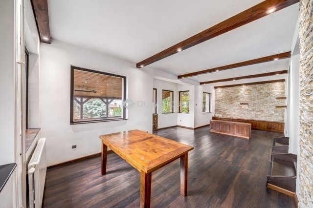 Eladó családi ház, Budaörsön 235 M Ft, 4 szobás