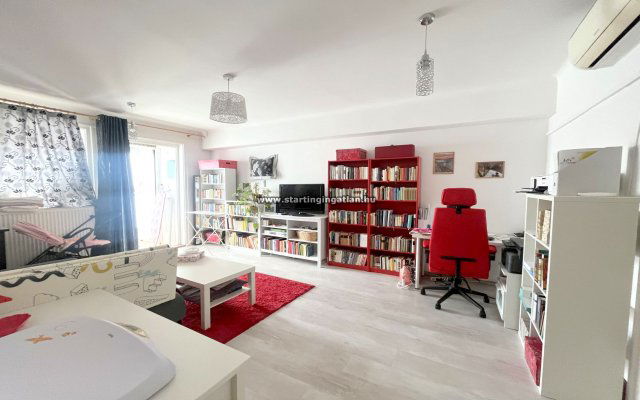 Eladó téglalakás, Budapesten, XIII. kerületben, Váci úton