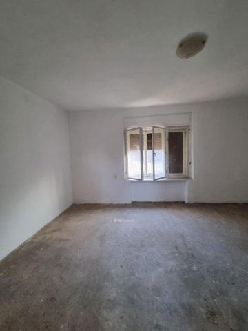 Eladó családi ház, Kemenesszentpéteren 17.3 M Ft, 2 szobás