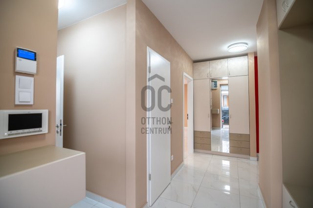 Eladó téglalakás, Budapesten, XV. kerületben 130 M Ft, 4 szobás