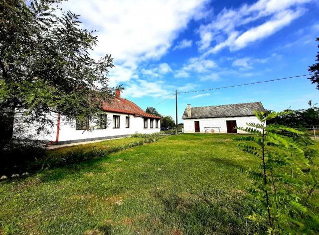 Eladó mezogazdasagi ingatlan, Páhin 25.9 M Ft