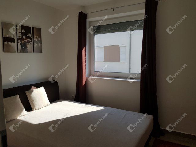 Kiadó téglalakás, albérlet, Szegeden 230 E Ft / hó, 3 szobás
