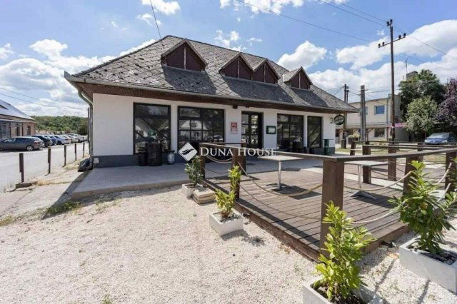 Eladó üzlethelyiség, Rétságon 105 M Ft / költözzbe.hu