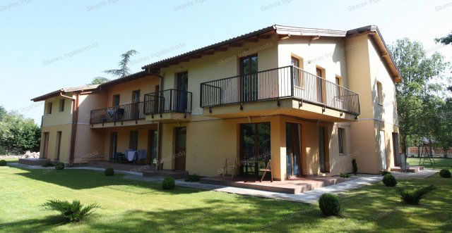 Kiadó téglalakás, albérlet, Tatán 650 E Ft / hó, 12+2 szobás