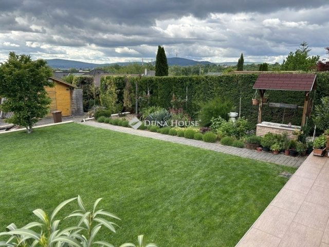 Eladó családi ház, Kozármislenyen 145 M Ft, 4+2 szobás