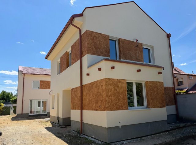 Eladó családi ház, Sárváron 99.9 M Ft, 4 szobás