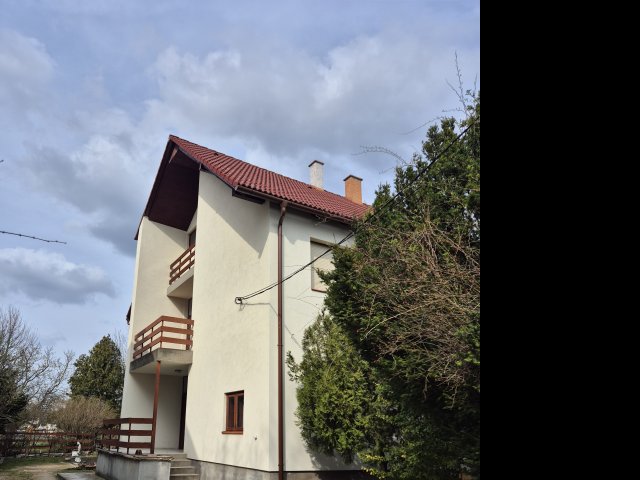 Eladó családi ház, Székesfehérvárott 136 M Ft, 6 szobás