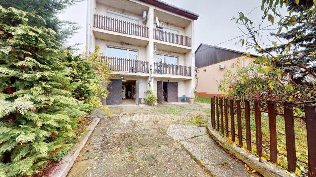 Eladó családi ház, Mádon 55 M Ft, 4+2 szobás