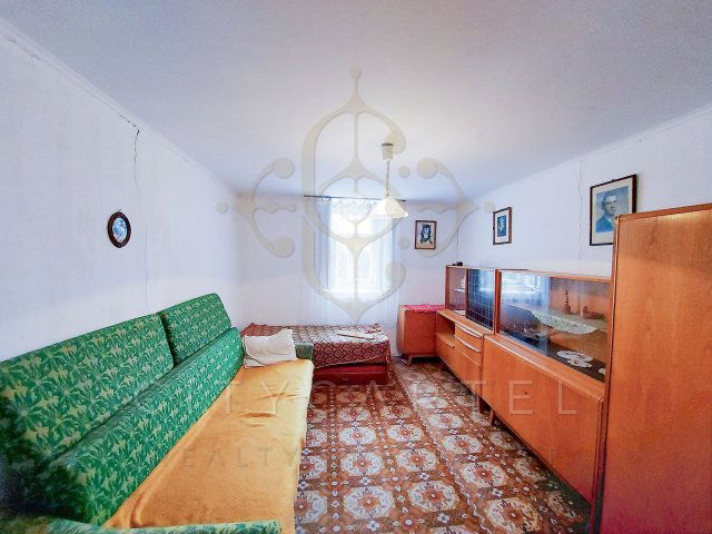 Eladó családi ház, Dunaföldváron 20 M Ft, 1+1 szobás