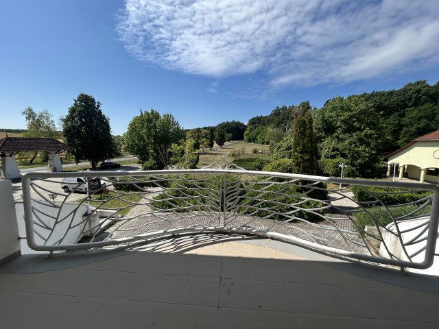 Eladó hotel, Somogyaszalón 440 M Ft, 35 szobás