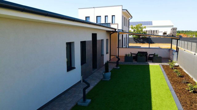 Eladó ikerház, Nyíregyházán 82.99 M Ft, 4 szobás