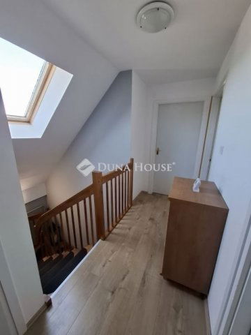 Eladó családi ház, Csatáron 98.5 M Ft, 2+3 szobás