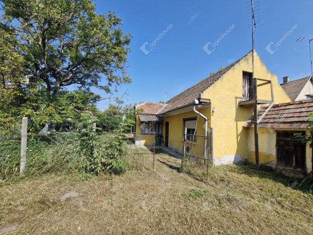 Eladó családi ház, Nagyigmándon 25 M Ft, 2 szobás