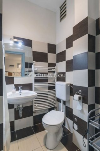 Eladó téglalakás, Budapesten, VII. kerületben 135 M Ft, 4 szobás