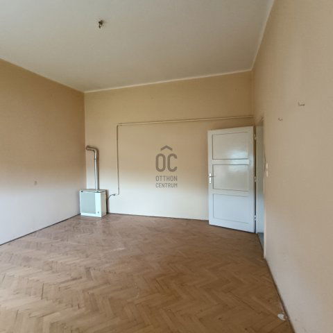 Eladó téglalakás, Nagykanizsán 21 M Ft, 2 szobás