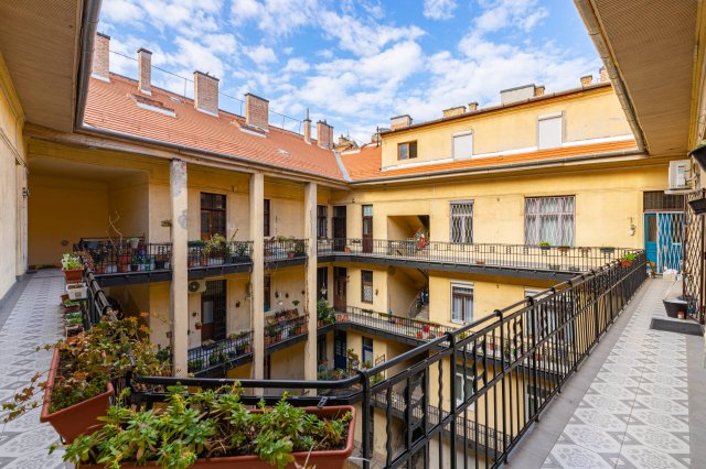 Eladó téglalakás, Budapesten, IX. kerületben 139 M Ft, 3 szobás