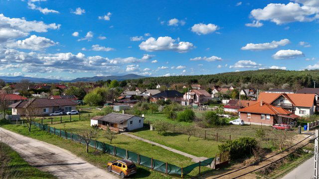 Eladó telek, Csörögön 25.9 M Ft, 1 szobás