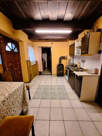 Eladó családi ház, Batykon 13 M Ft, 2 szobás