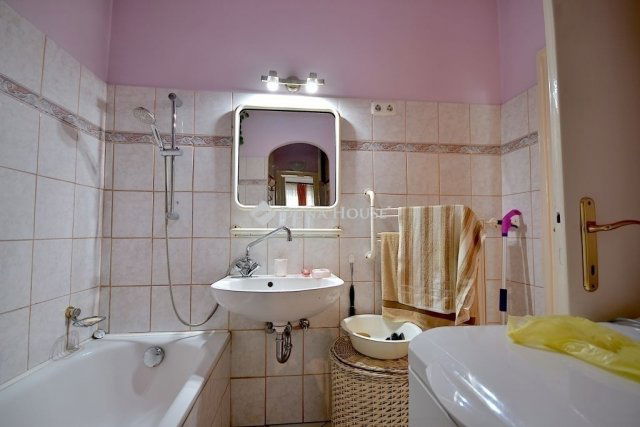 Eladó téglalakás, Budapesten, VIII. kerületben 65 M Ft, 3 szobás