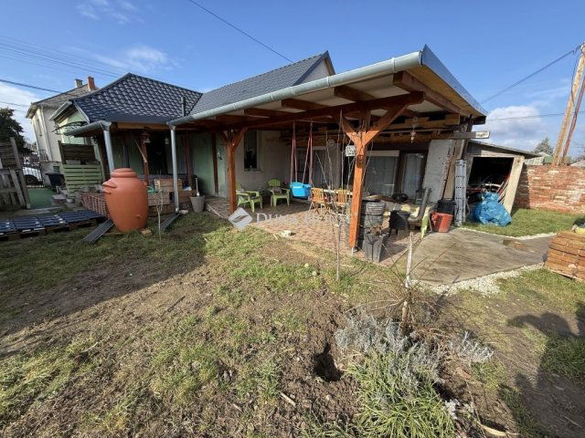 Eladó családi ház, Szombathelyen 69 M Ft, 2+1 szobás