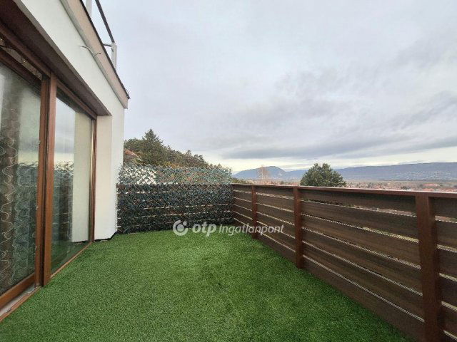 Eladó családi ház, Pilisvörösváron 214.9 M Ft, 6 szobás