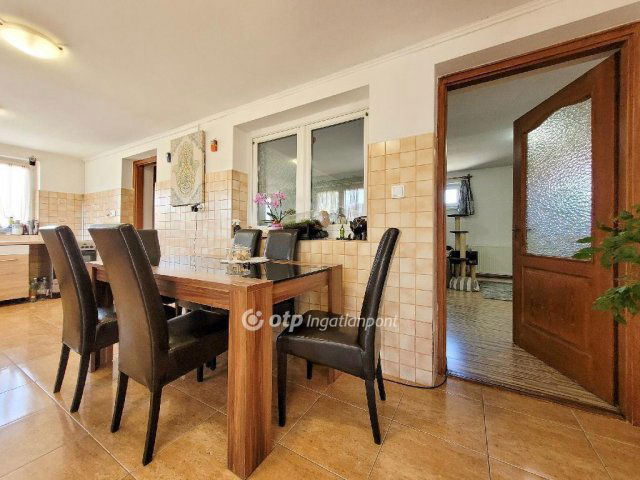 Eladó családi ház, Hajdúnánáson 52 M Ft, 2 szobás