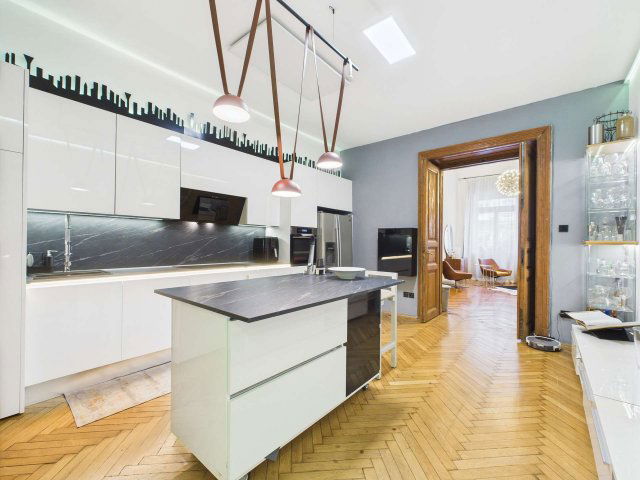 Eladó téglalakás, Budapesten, VIII. kerületben 124.9 M Ft
