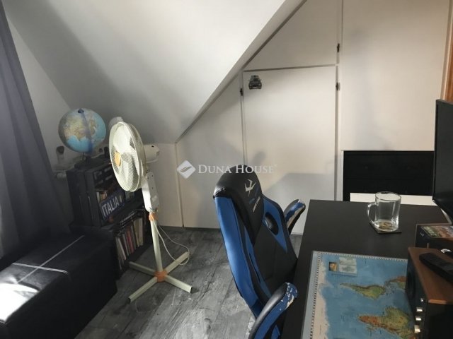 Eladó családi ház, Mohán 92.9 M Ft, 5 szobás