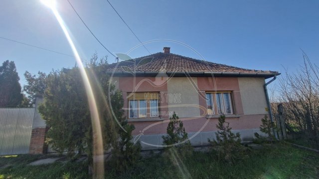 Eladó családi ház, Kétegyházán 14.9 M Ft, 2 szobás
