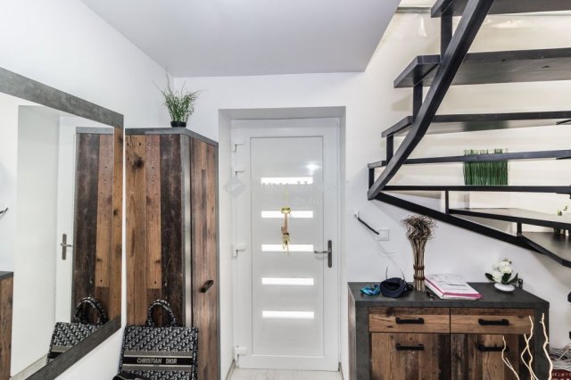 Eladó családi ház, Szombathelyen 199 M Ft, 3+2 szobás