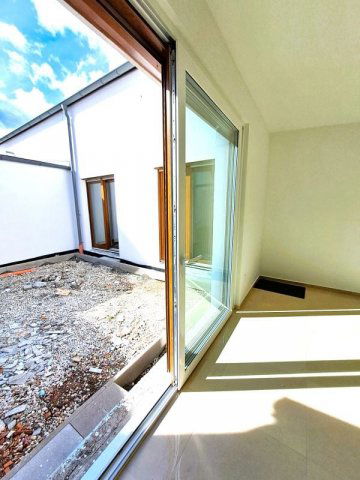 Eladó sorház, Sopronban 122.9 M Ft, 5 szobás