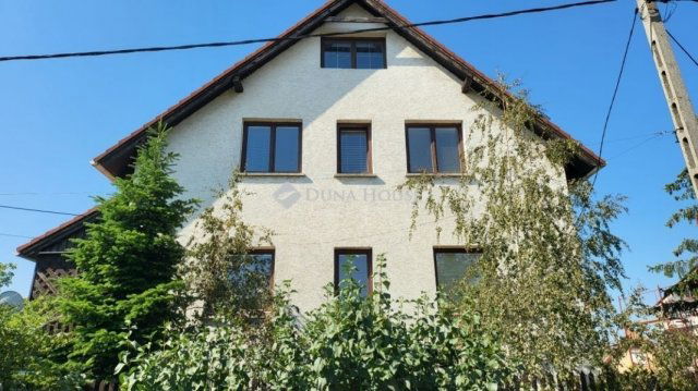 Eladó családi ház, Érden 210 M Ft, 7 szobás