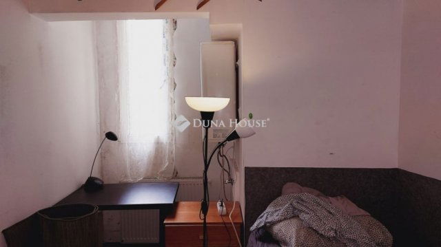 Eladó téglalakás, Budapesten, VIII. kerületben 52.5 M Ft