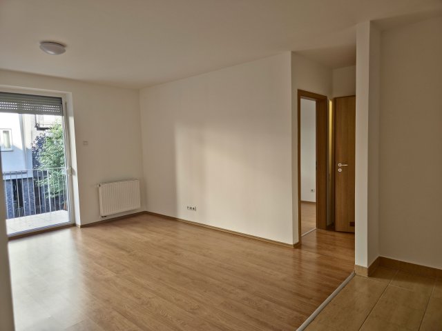 Kiadó téglalakás, albérlet, XIII. kerületben, Szent László úton
