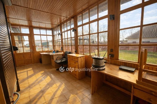 Kiadó családi ház, albérlet, Kismarján 900 E Ft / hó, 3 szobás