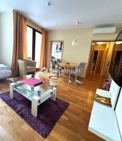 Eladó téglalakás, Budapesten, VI. kerületben 109.9 M Ft