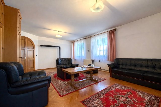 Eladó családi ház, Enyingen 59.99 M Ft, 7 szobás