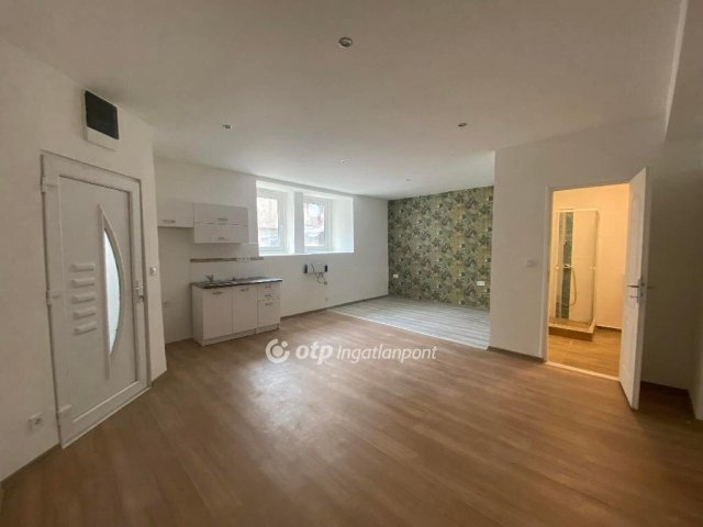 Eladó téglalakás, Budapesten, IX. kerületben 29.99 M Ft