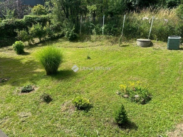 Eladó családi ház, Pécsett 79.9 M Ft, 3 szobás