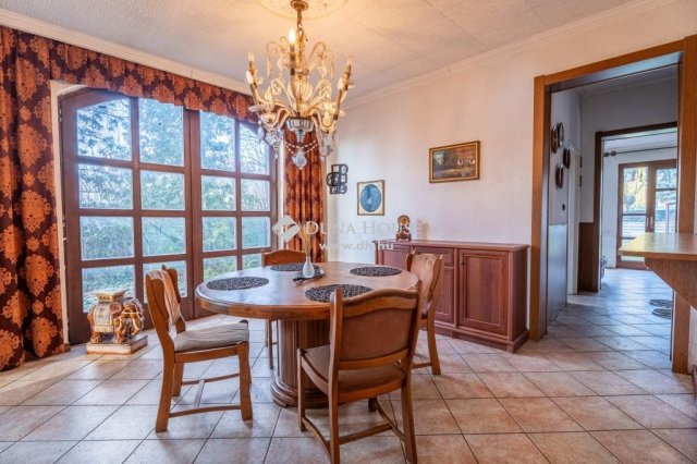 Eladó családi ház, Dunakeszin 257 M Ft, 5 szobás