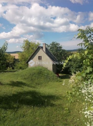 Eladó nyaraló, Bajnán 6.9 M Ft, 1 szobás / költözzbe.hu