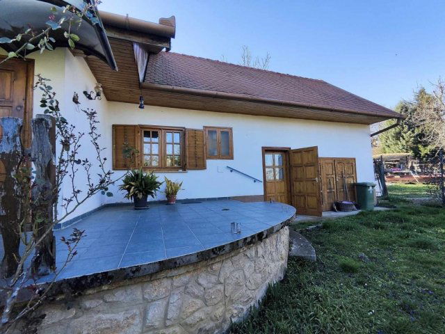 Eladó családi ház, Magyarhertelenden 34.99 M Ft, 2 szobás
