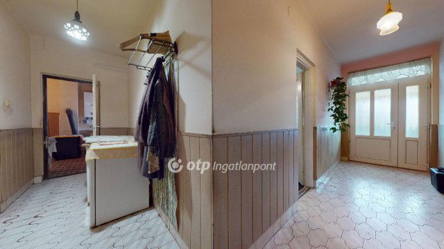 Eladó családi ház, Nagyhalászban 27.9 M Ft, 3 szobás